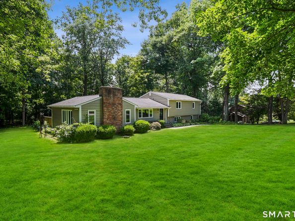 19 Crestwood Road, Monroe CT 06468
