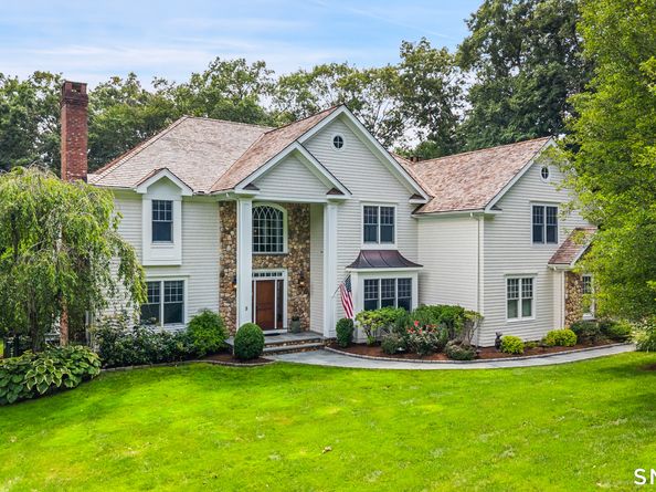 5 Aspetuck Glen, Weston CT 06883