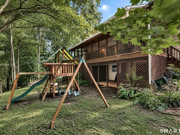 23 Rodia Ridge Road, Shelton CT 06484
