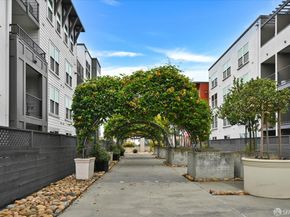 8200 Oceanview Terrace 108, San Francisco CA 94132