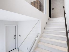 1655 Beach Street, San Francisco CA 94123