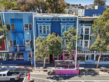 920 Valencia Street