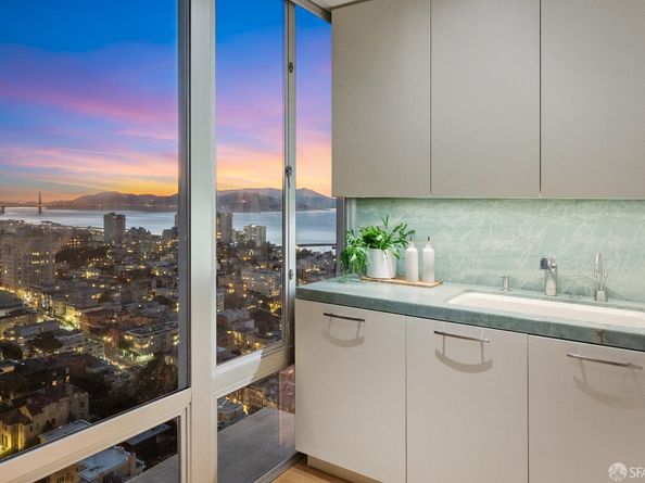 1750 Taylor Street 2202, San Francisco CA 94133