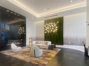 889 Avenue Square NE 209, Bellevue WA 98004