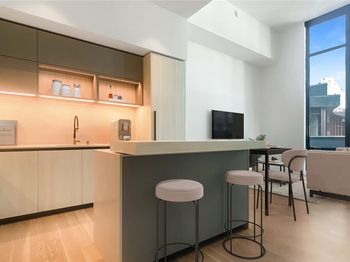 889 Avenue Square NE