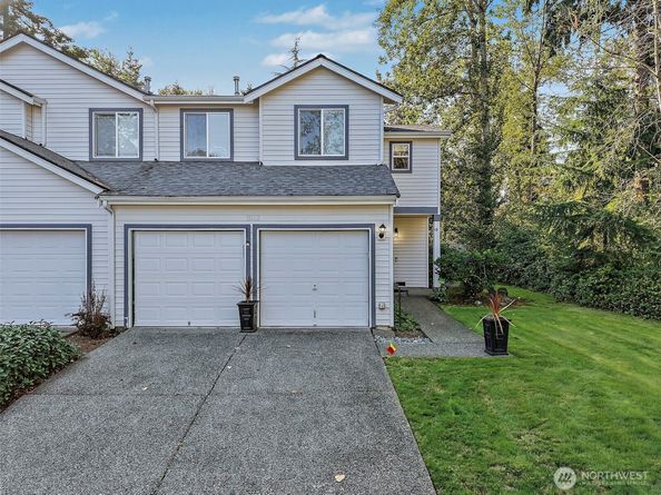 11502 SE 221st Place, Kent WA 98031