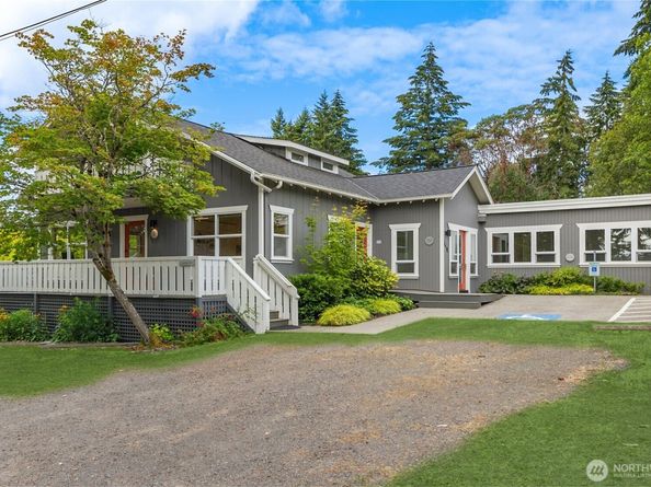 151 Finch Place SW, Bainbridge Island WA 98110