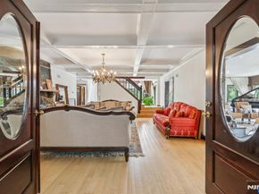1060 Briar Way, Fort Lee NJ 07024