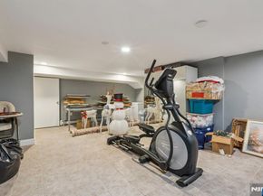1060 Briar Way, Fort Lee NJ 07024