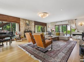 1060 Briar Way, Fort Lee NJ 07024