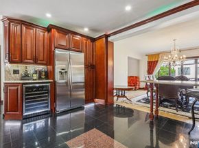 1060 Briar Way, Fort Lee NJ 07024