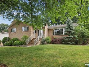 153 Charlotte Place, Englewood Cliffs NJ 07632