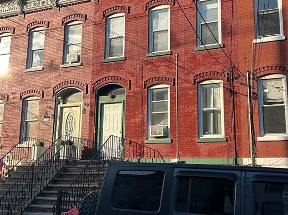 184 Van Horne Street, Jersey City NJ 07304