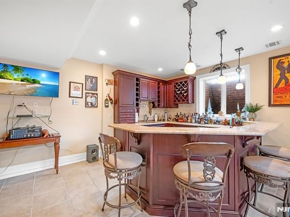 10 Fox Terrace, Cliffside Park NJ 07010