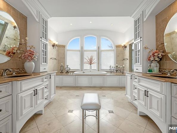 10 Fox Terrace, Cliffside Park NJ 07010
