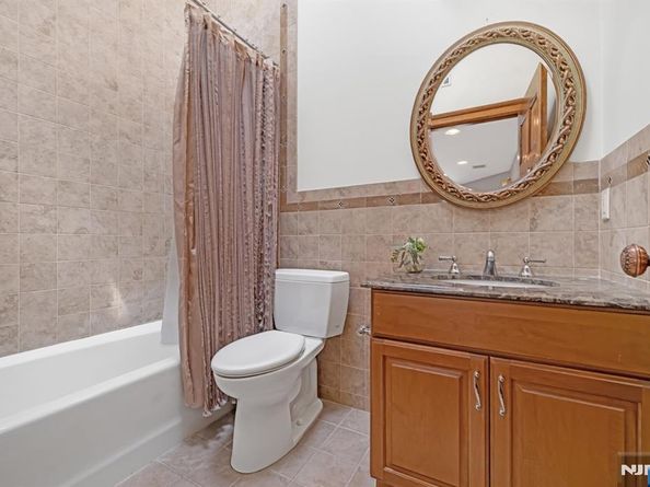 10 Fox Terrace, Cliffside Park NJ 07010