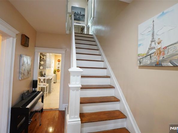 710 Hillside Avenue, Cliffside Park NJ 07010