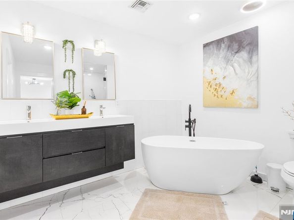 470 Myrtle Avenue, Englewood NJ 07631