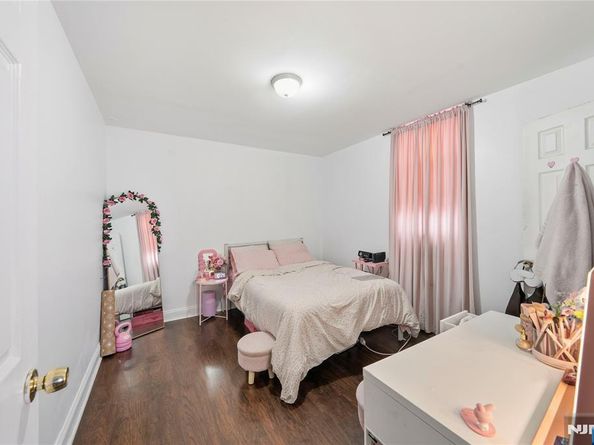 4616 Meadowview Avenue, North Bergen NJ 07047