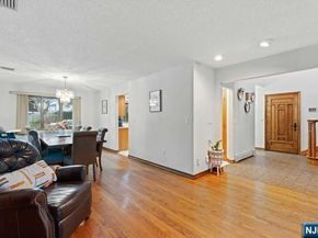 178 Central Lane, Secaucus NJ 07094