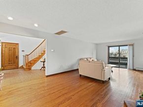 178 Central Lane, Secaucus NJ 07094