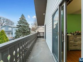 178 Central Lane, Secaucus NJ 07094