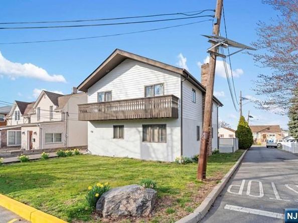 178 Central Lane, Secaucus NJ 07094