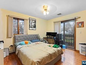 178 Central Lane, Secaucus NJ 07094