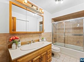 178 Central Lane, Secaucus NJ 07094