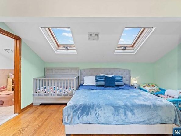 178 Central Lane, Secaucus NJ 07094