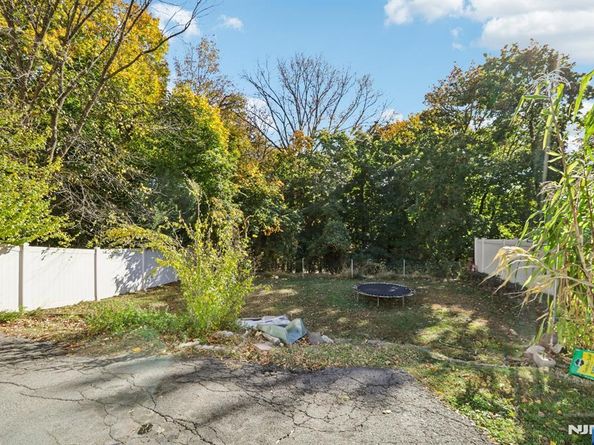 456 Morse Avenue, Ridgefield NJ 07657