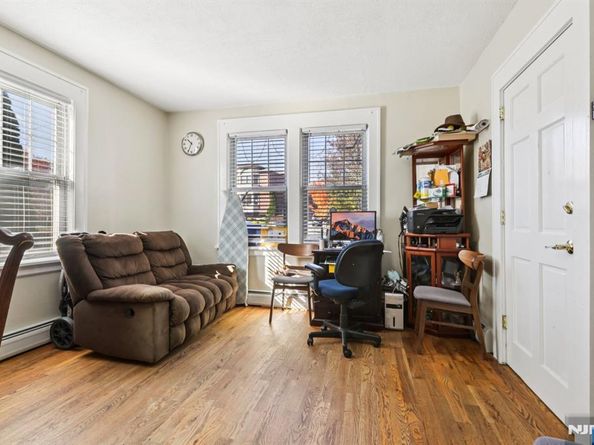 456 Morse Avenue, Ridgefield NJ 07657