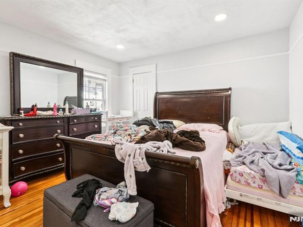 456 Morse Avenue, Ridgefield NJ 07657