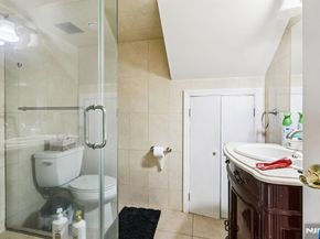 456 Morse Avenue, Ridgefield NJ 07657