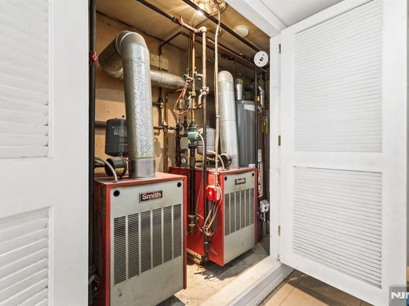 456 Morse Avenue, Ridgefield NJ 07657