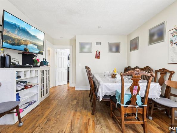 456 Morse Avenue, Ridgefield NJ 07657