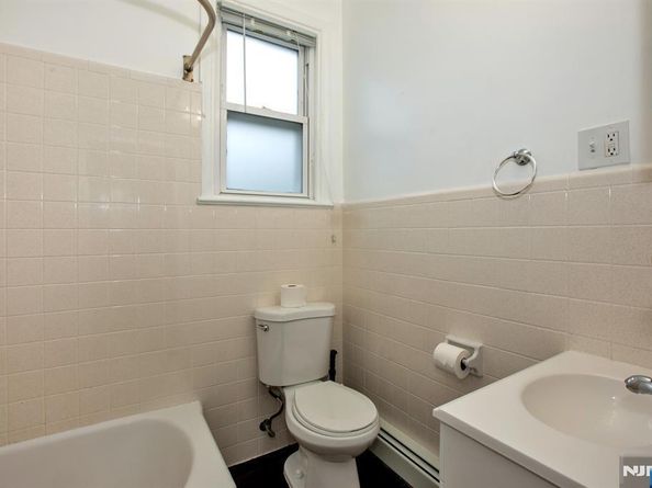 3361 John F Kennedy Boulevard, Jersey City NJ 07307