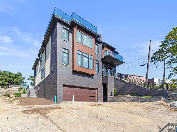 61 Edgewater Road, Cliffside Park NJ 07010