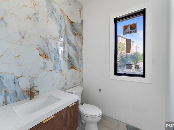 61 Edgewater Road, Cliffside Park NJ 07010