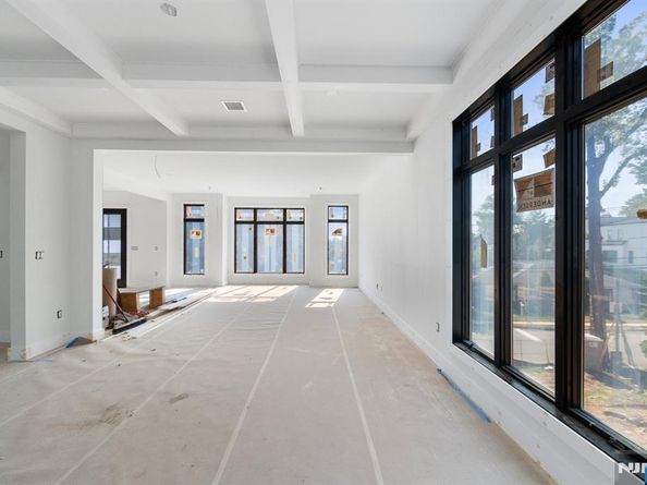 61 Edgewater Road, Cliffside Park NJ 07010