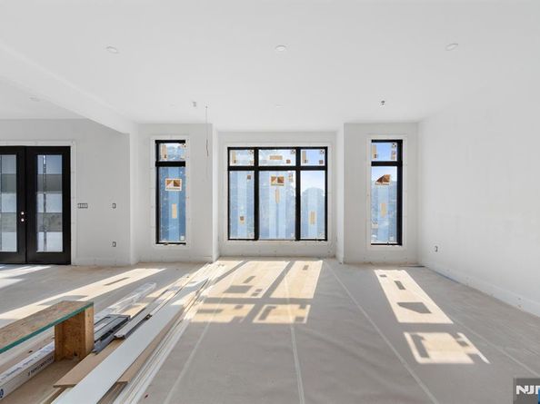 61 Edgewater Road, Cliffside Park NJ 07010