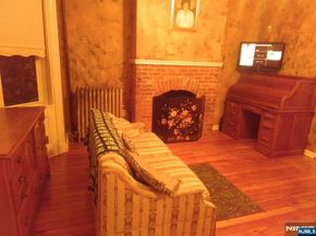 17 48th Street, Weehawken NJ 07086