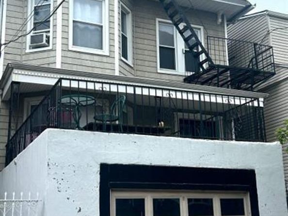 17 48th Street, Weehawken NJ 07086
