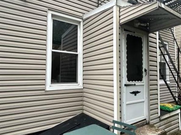 17 48th Street, Weehawken NJ 07086