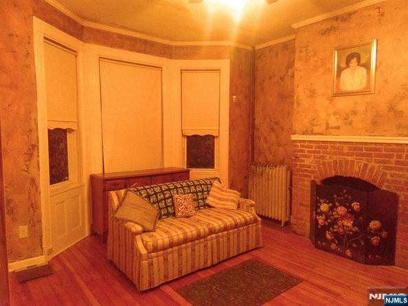 17 48th Street, Weehawken NJ 07086