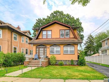 1128 Edgewood Lane