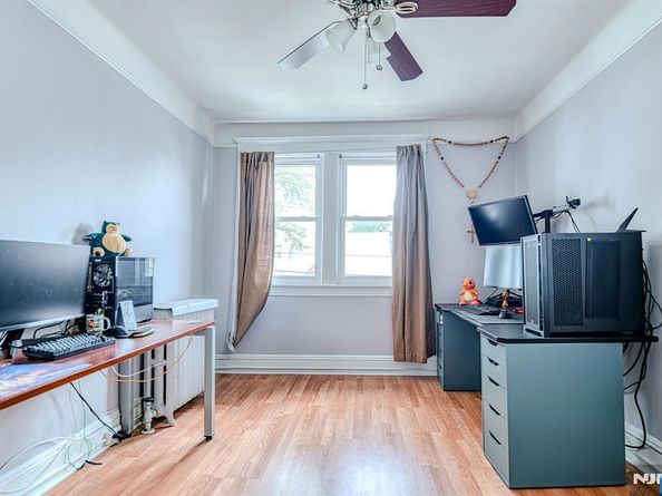 1128 Edgewood Lane, Fort Lee NJ 07024