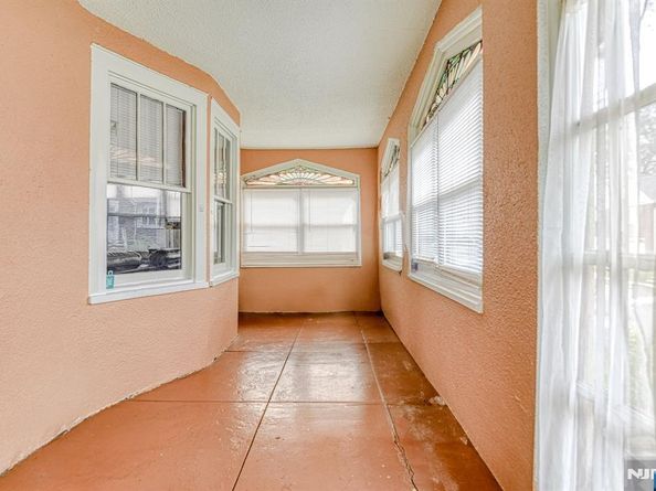 1128 Edgewood Lane, Fort Lee NJ 07024