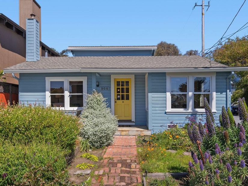 904 Pelton Avenue, Santa Cruz, CA 95060 For Sale