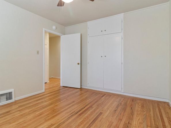 1118 Alameda De Las Pulgas, Redwood City CA 94061